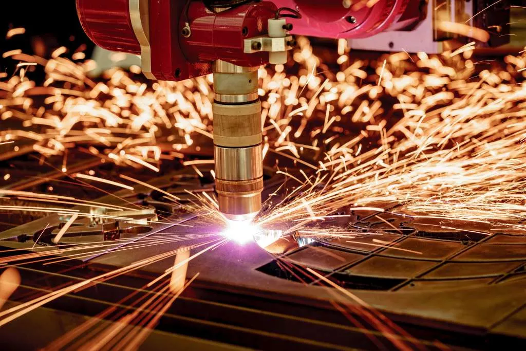 cnc laser plasma cutting of metal