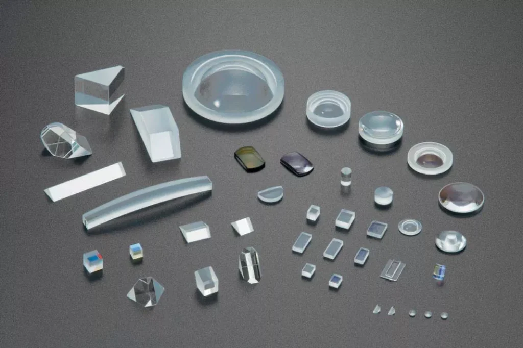 Optics 3D printing 11 3D printing of small plastic optical products