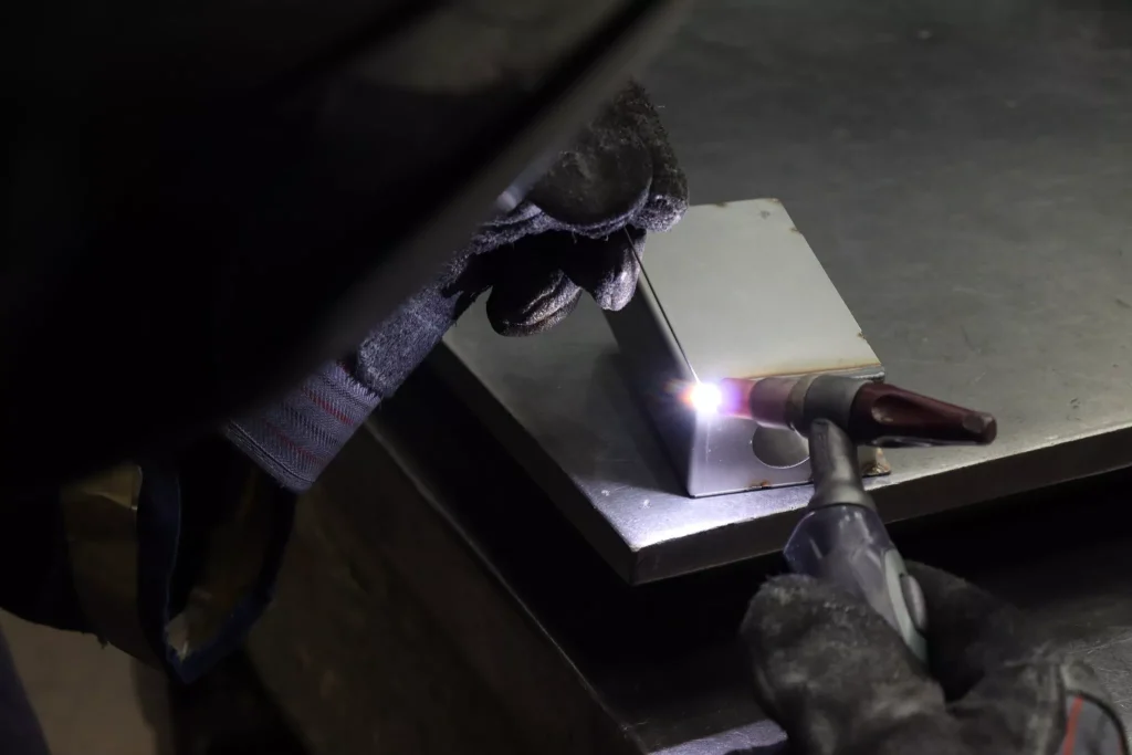 Aluminum alloy parts welding processing