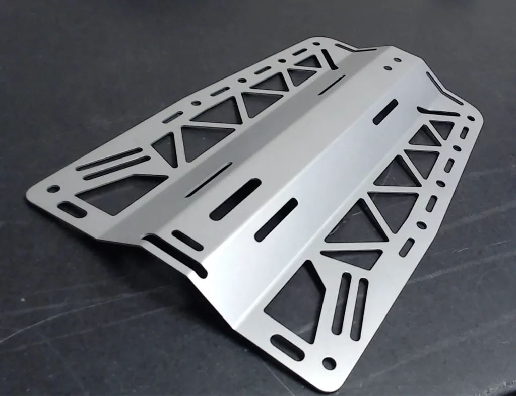 Laser cutting metal forming to manufacture aluminum alloy parts