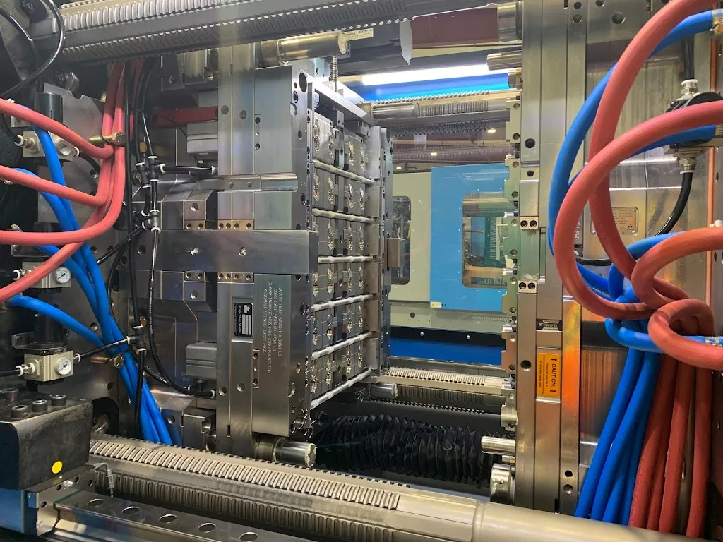 Short Run Injection Molding 1 Molded precision parts short run injection molding manufacturing