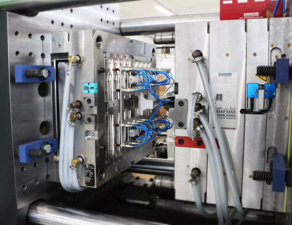 Precision plastic parts short term injection molding