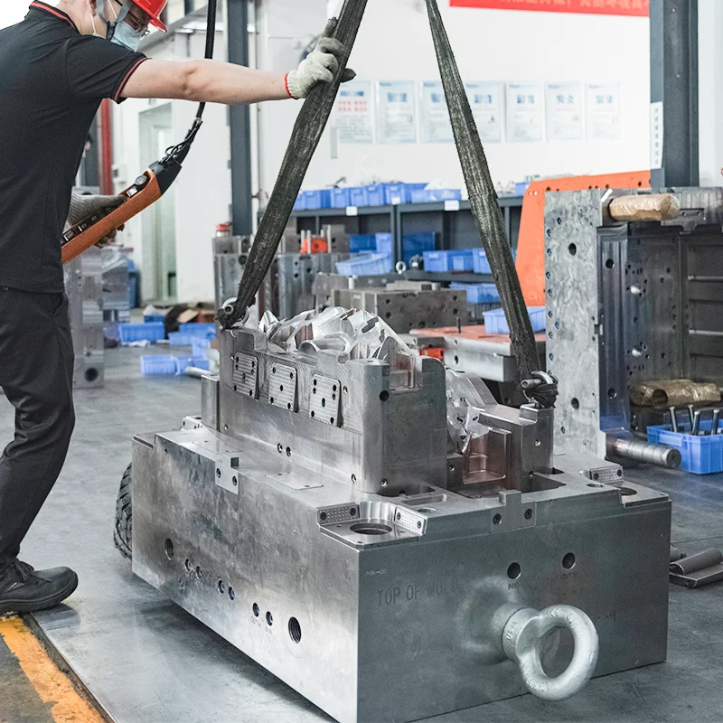 Short run injection mold making service