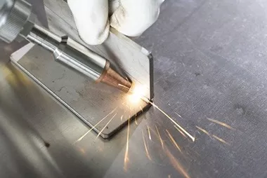 Welding galvanized metal sheets