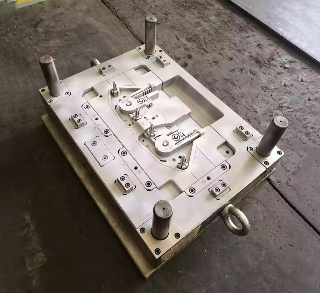 Customized mold manufacturing for insert molding