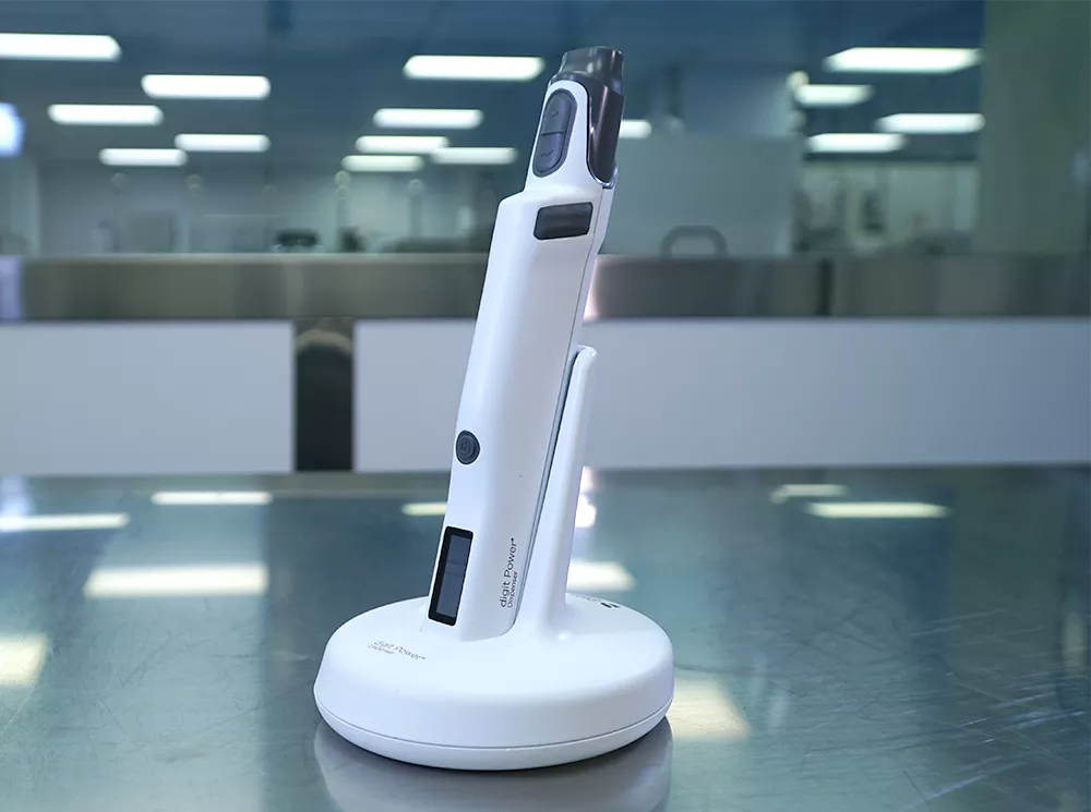 Electronic product plastic housing overmolding manufacturing