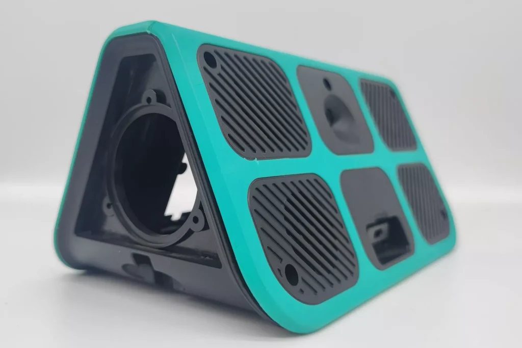 Plastic housing overmolding manufacturing for everyday electronic products