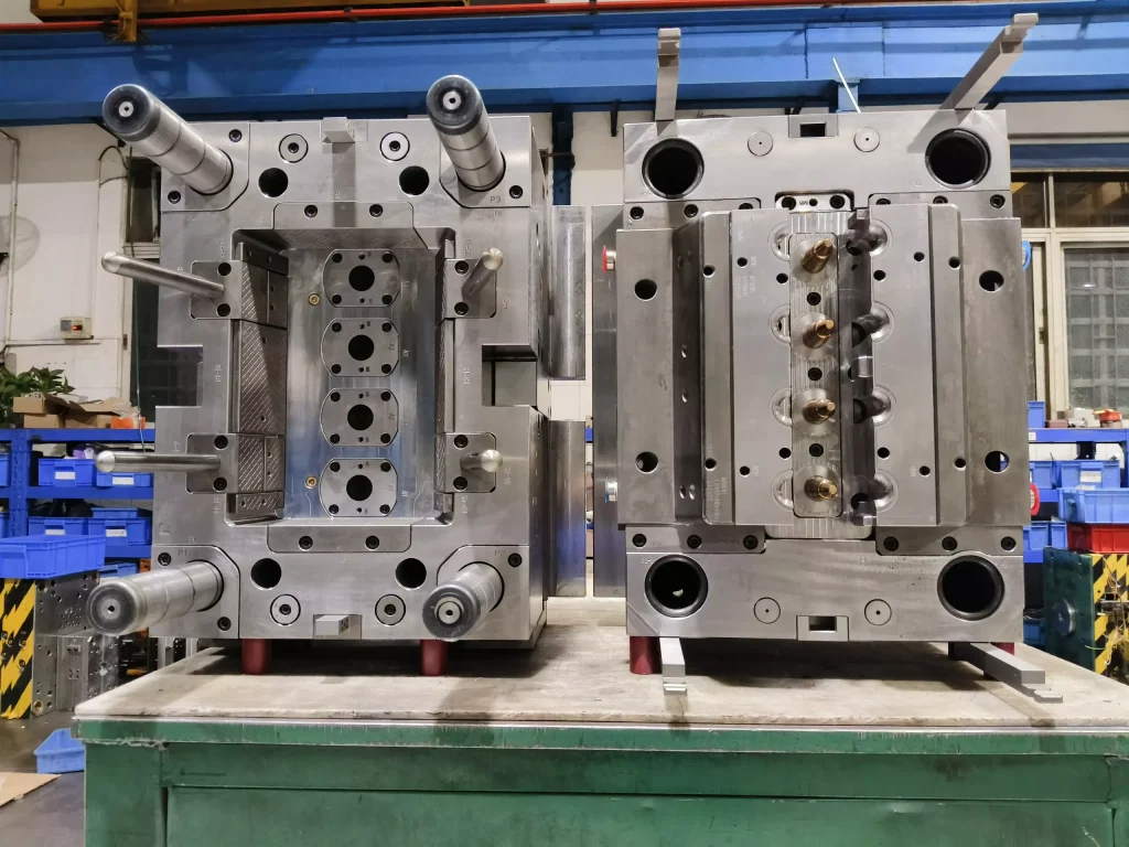 Precision Plastic Injection Mold Manufacture