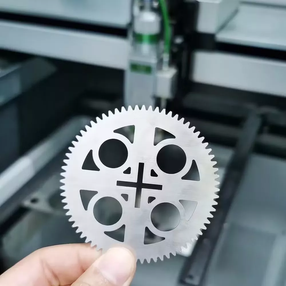 Precision laser cutting of toothed parts