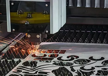 fiber laser cutting machine