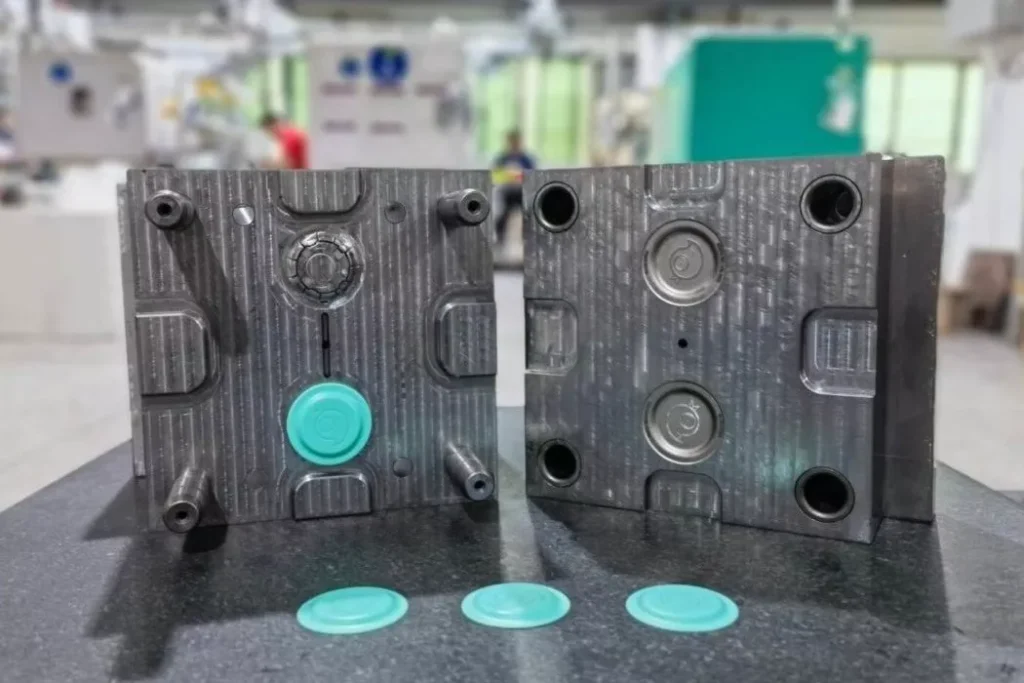 rapid tooling Manufacturing silicone parts.jpeg