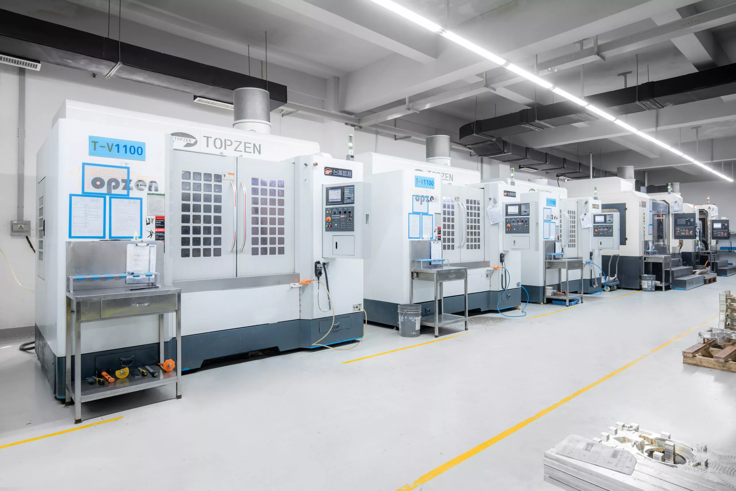 Elimold Labs 3 3-axis CNC equipment and workshop