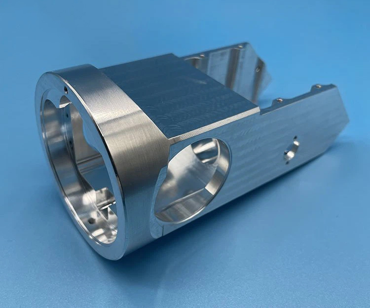 Why do engineers prefer CNC machining for custom parts? 2 precision aluminium cnc milling parts