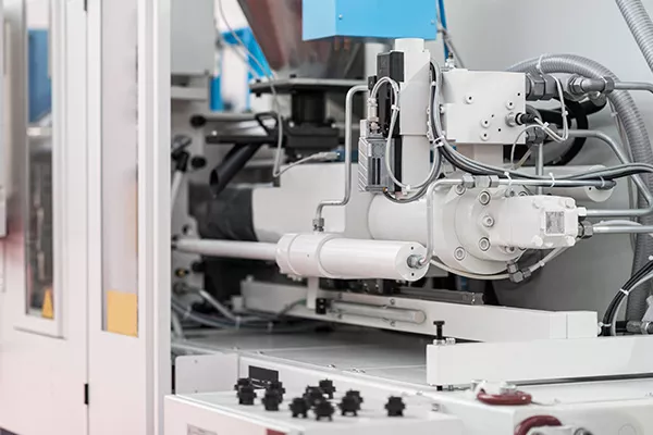 Elimold pet Injection Molding service and Machine